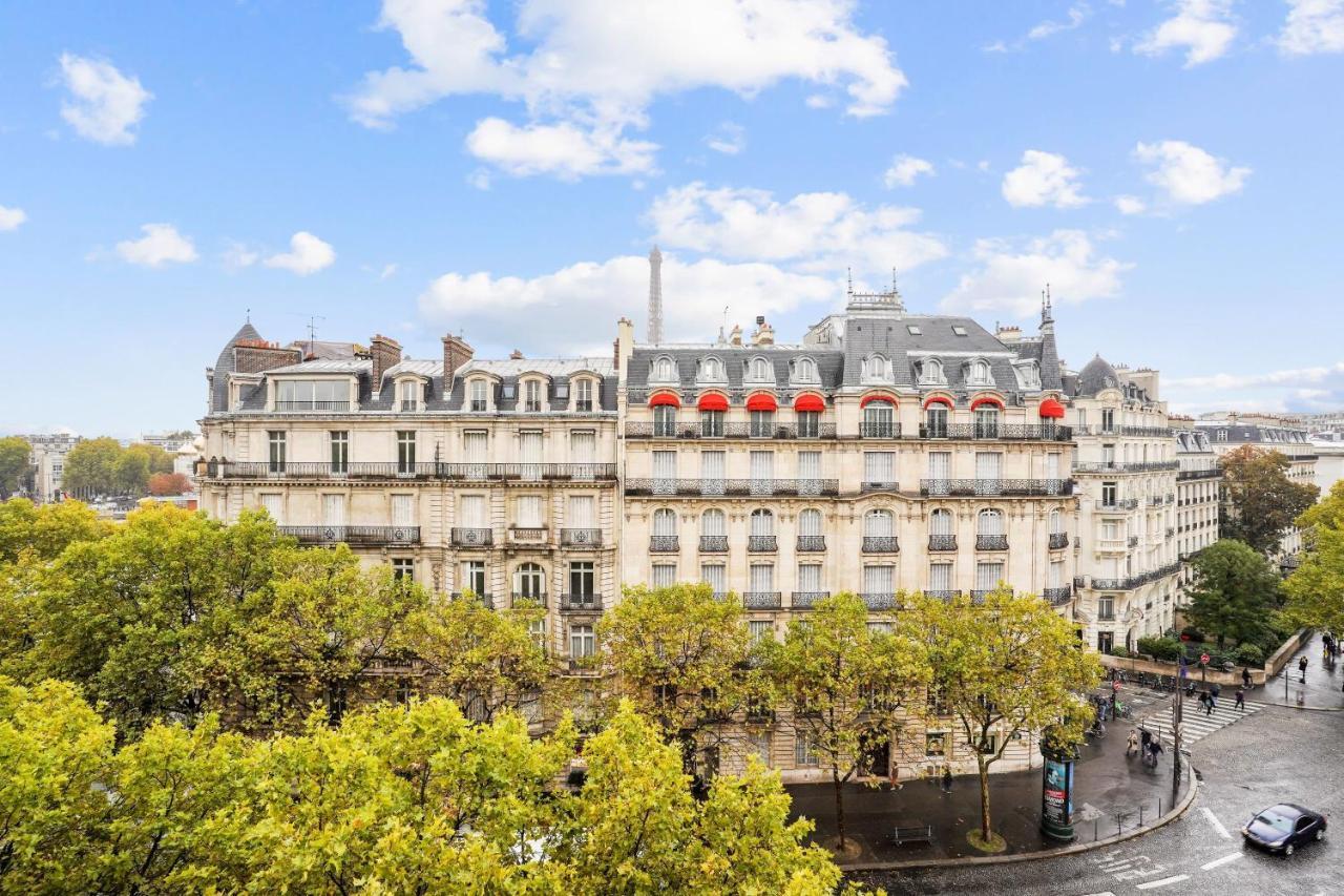 Magnificent Luxury Penthouse Apartment In A Prestigious Neighborhood Of Paris With A Eiffel Tower View From Balcony Short Walk To Palais Galliera And Avenue Montaigne Fashion Stores Екстериор снимка